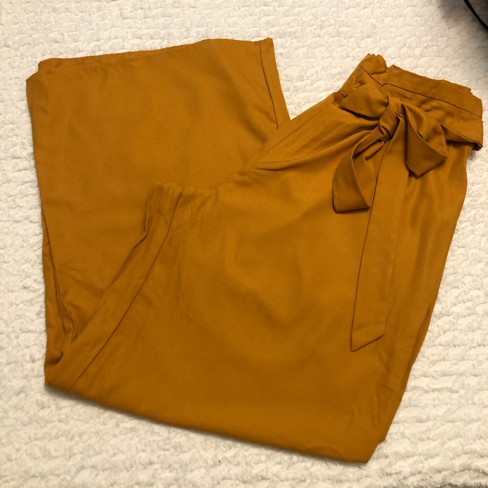 Charlotte Russe Paperbag Pants